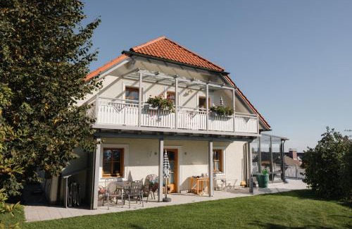 Pfarrkirchen im Muehlkreis House | Gästehaus Pension Lang