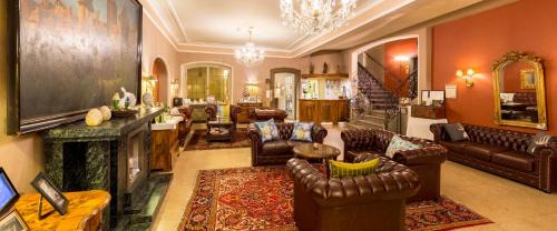 Schloßlein Hotel | Gästehaus Plönlein - Hotel Goldener Hirsch Rothenburg