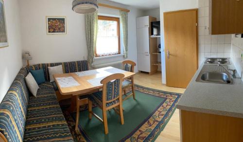 Panzendorf Apartment | Gästehaus Ortner
