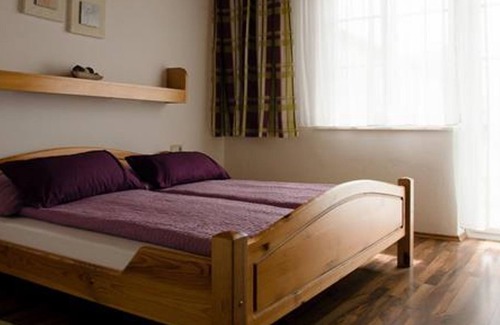 Podersdorf am See Cottage | Gästehaus Ringbauer - Doppelzimmer mit Dusche, WC