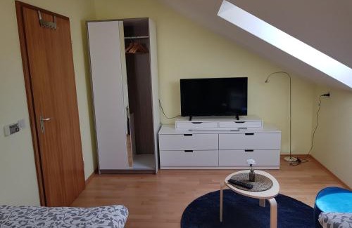 Knielingen House | Gästehaus Windheim (Karlsruhe-Knielingen 2)