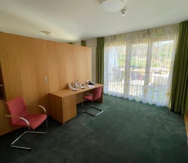 Bettingen Hotel | Gästehaus WOHNPARK St. Chrischona