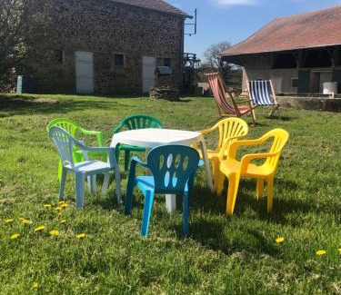 Preveranges House | Gîte à la ferme chaleureux avec cheminée