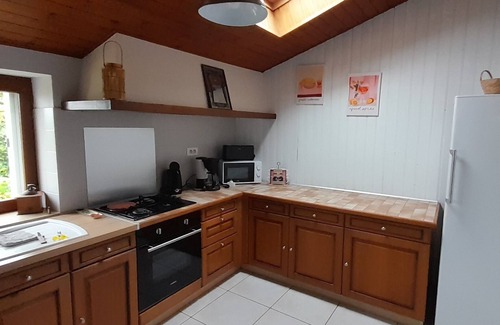 Le Poire-sur-Vie House | Gîte Ô Pré'Vert. Gite for up to 15 people.