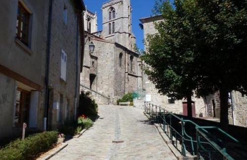 Apinac House | Gîte 3 épis avec BBQ, Wi-Fi, Animaux acceptés, 4 pers. - FR-1-496-122