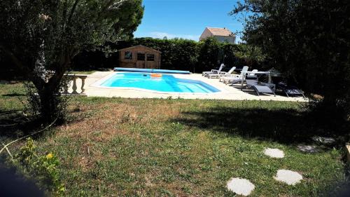 Quartier des Boucholeurs House | Gîte 3 étoiles 300m plage piscine privée grand jardin