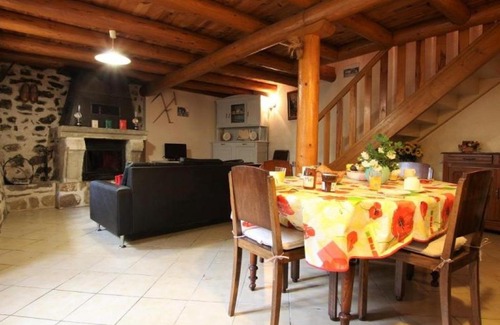 Allegre House | Gîte Allègre, 7 pièces, 12 personnes - FR-1-582-145