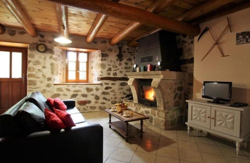 Allegre House | Gîte Allègre, 7 pièces, 12 personnes - FR-1-582-145