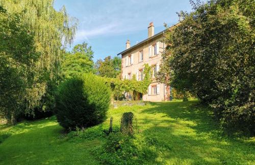 Hagecourt House | Gîte Artéa parc arboré 2,5 ha 2 à 6 personnes 20mn des thermes de Vittel et Contrexéville