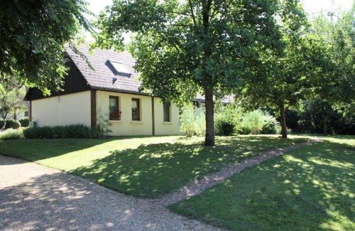 Asnieres sur Vegre House | Gîte Asnières-sur-Vègre, 3 pièces, 4 personnes - FR-1-410-243