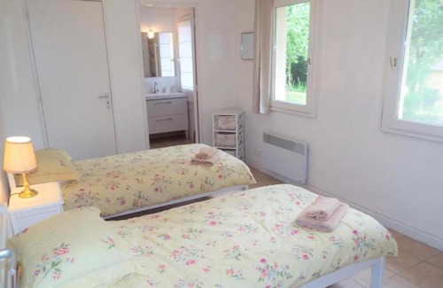 Asnieres sur Vegre House | Gîte Asnières-sur-Vègre, 3 pièces, 4 personnes - FR-1-410-243