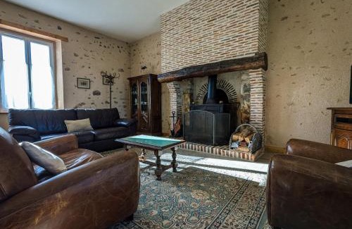 Migne House | Gîte au cœur du Parc de la Brenne avec jardin, terrasse et parking - FR-1-591-317