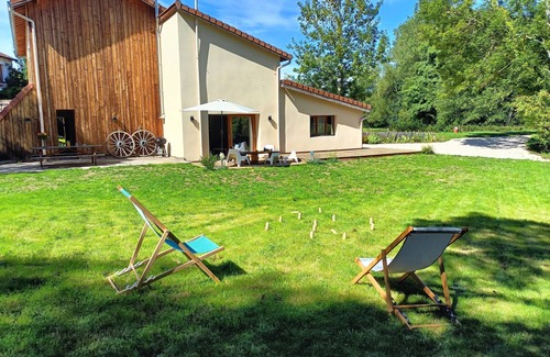 Saint-Just-la-Pendue House | Gîte "Au fil du Gand". An ideal place for families.