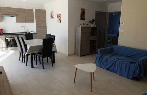 Saint-Martin-d'Ardeche House | Gîte au couchant 60m2 2 chambres 5 pers 300m de la plage tout confort air-conditioned
