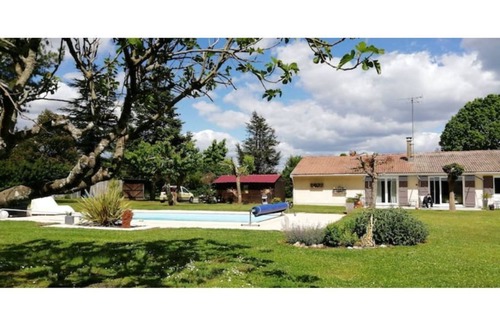Illats House | Gîte ave Piscine