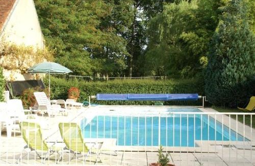 Mouhers House | Gîte avec piscine, sports et nature près de George Sand, Mouhers - FR-1-591-64