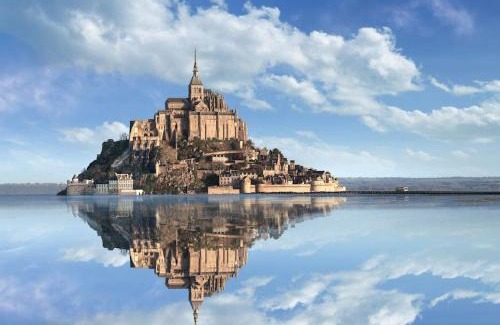 Lolif House | Gîte avec vue sur Mont Saint Michel