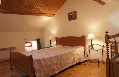 Bourg-Madame House | GÎTE BAILLETTES (4-6 people)