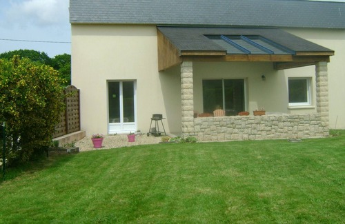 Graces Cottage | Gîte Bien Situé, mer à 30 mn, Terrasse Couverte