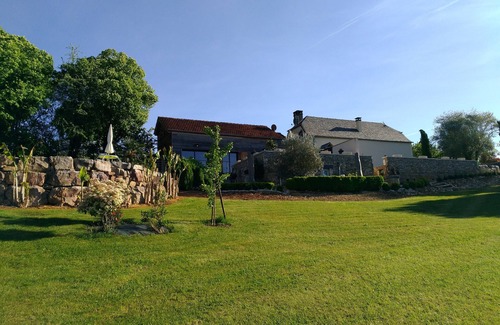 Martel Cottage | - GÎTE CÔTÉ SÉCHOIR (SPA) - 2 gîtes 2 pers. à 1 min center