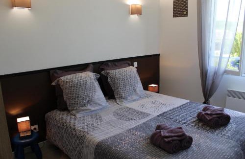 Puycornet Apartment | gîte côté vallée