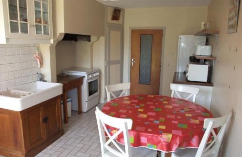 Fougerolles House | Gîte calme à Fougerolles, idéal pour familles - FR-1-583-456