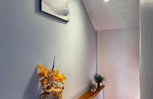 Saint-Germain-Laprade House | Gîte chaleureux avec cheminée près du Puy-en-Velay, idéal pour familles et séjours professionnels - FR-1-582-349