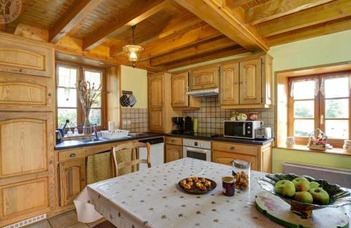 Perigneux House | Gîte chaleureux 3 ch, jardin, animaux admis, garage, wifi - FR-1-496-5
