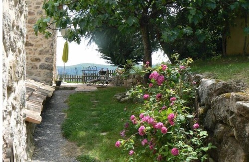 Rosieres Apartment | Gîte Climatisé Deux Personnes Sud Ardèche Piscine Chauffée