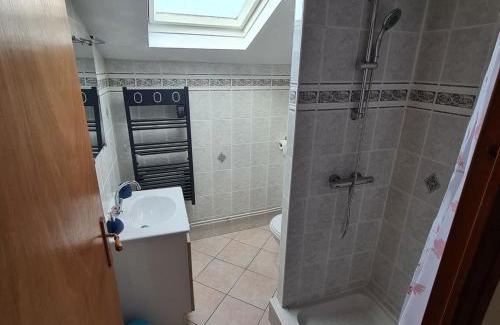 Fontenoy-sur-Moselle Apartment | Gîte cosy au bord de la Moselle, proche Nancy, activités plein air, tout inclus, parking gratuit. - FR-1-584-175