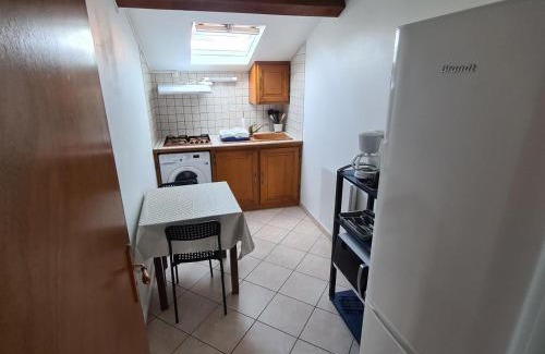 Fontenoy-sur-Moselle Apartment | Gîte cosy au bord de la Moselle, proche Nancy, activités plein air, tout inclus, parking gratuit. - FR-1-584-175