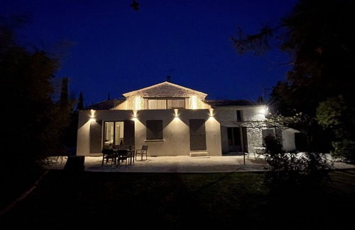 L'Isle-sur-la-Sorgue House | Gîte Dans un Mas Provencal Avec Piscine, 3km du Centre de L'isle-sur-la-sorgue