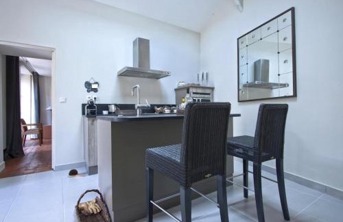 Blois House | Gîte de Charme au Cœur de Blois avec Jardin Privé, Garage et Équipements Modernes - FR-1-491-425