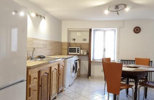 Vauvillers House | Gîte de charme avec jardin à Vauvillers - FR-1-583-435