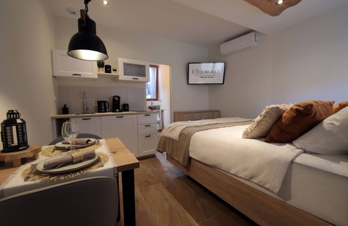 Donzere House | Gîte de Charme Avec Jacuzzi et Sauna Privatifs