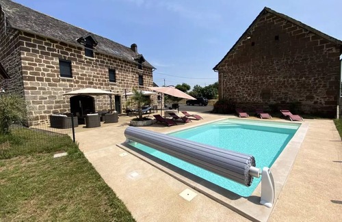 Saint-Cyr-la-Roche Villa | Gîte de France Le grand cluzel 4 ears - Gîte de France 8 people