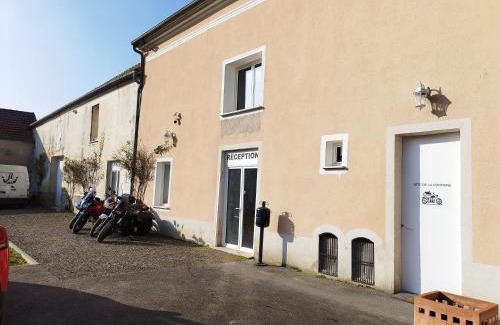 Rocourt-Saint-Martin House | Gîte de la Fontaine