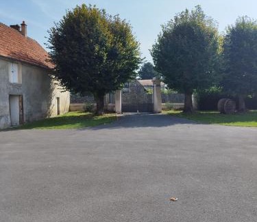 Rocourt-Saint-Martin House | Gîte de la Fontaine