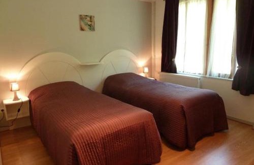 Ameugny House | Gîte des Cèdres Ferienwohnung à Ameugny Taizé Cluny