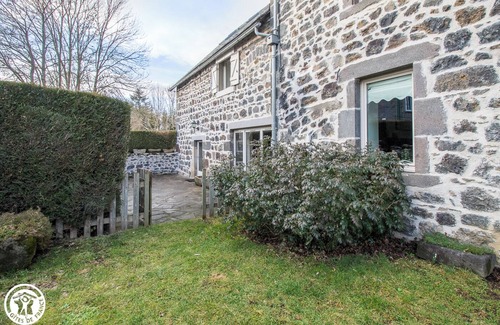 Ceyssat House | Gîte des Dômes - Ceyssat