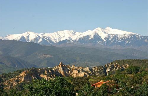 Ille-sur-Tet House | Gîte des Orgues d'Ille les Agaves Canigou