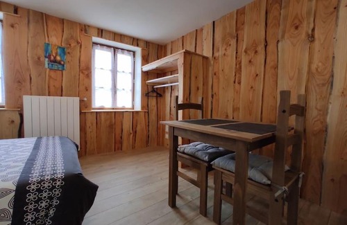 Verrieres-en-Forez House | Gîte du p'tit randonneur