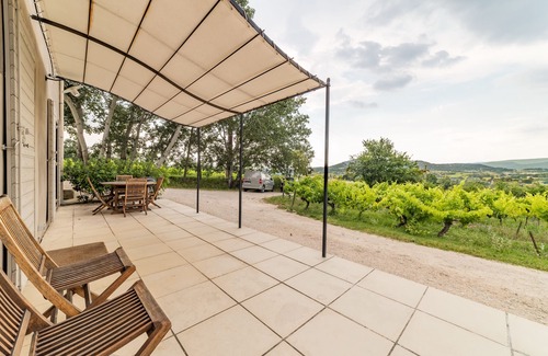 Villars House | Gîte du Vignoble Château Saint Pons in the Luberon Natural Park
