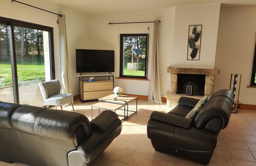 Pluduno House | Gîte for 6 to 10 people