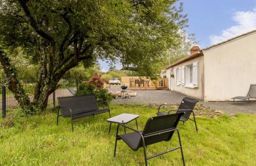 Villeneuve-en-Retz House | Gîte Indépendant au Calme avec Jardin et Wifi, à 12 km des Plages - FR-1-306-1287