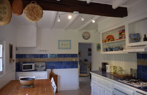 Saint-Vallier House | Gîte Lavande. Prachtig Gerestaureerde Gite met Verwarmd Zwembad in de Charente