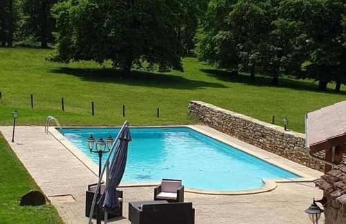 Lavergne House | Gîte Le Chant des Ifs