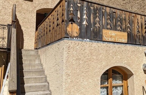 Villar-d'Arene Apartment | Gîte Neige Cordier - Villar d'Arène center, 2 bedrooms and large terrace