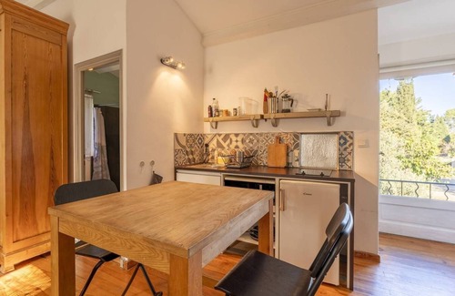 St.-Remy-de-Provence Cottage | Gîte NOMADE étage, vue parc - Mas la Pauline