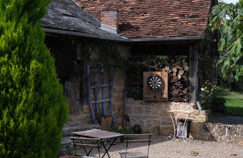 Saint-Bonnet-la-Riviere House | Gîte Pour 2 Personnes, en Campagne, Avec Piscine